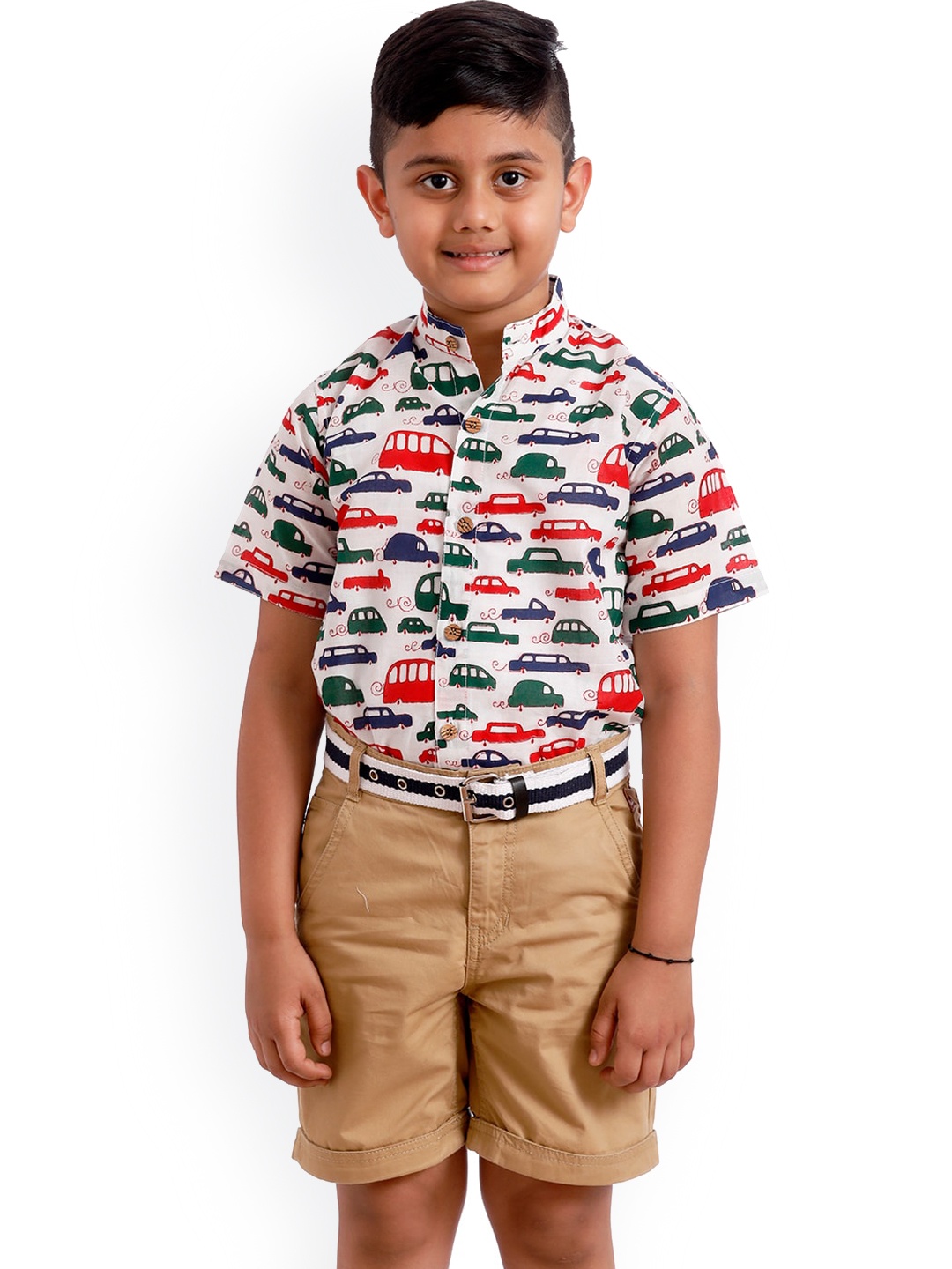 

SOULFULLY INDIAN Boys White & Red Regular Fit Printed Casual Shirt