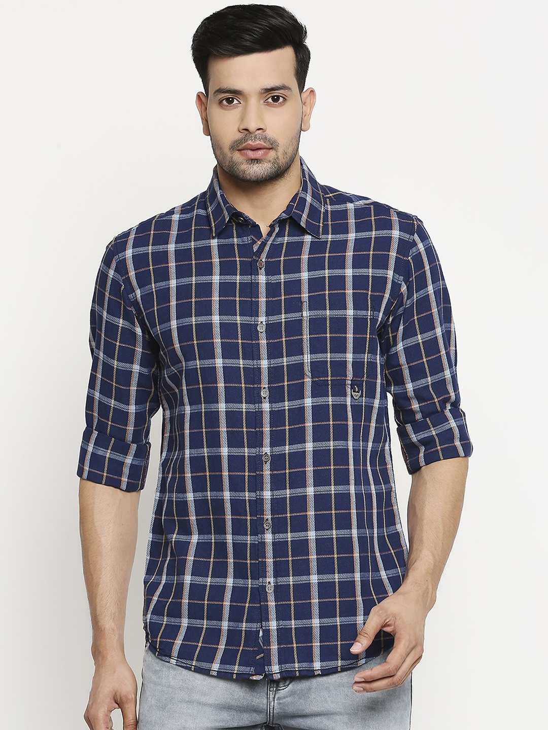 Mufti Men Navy Blue & White Slim Fit Checked Casual Shirt
