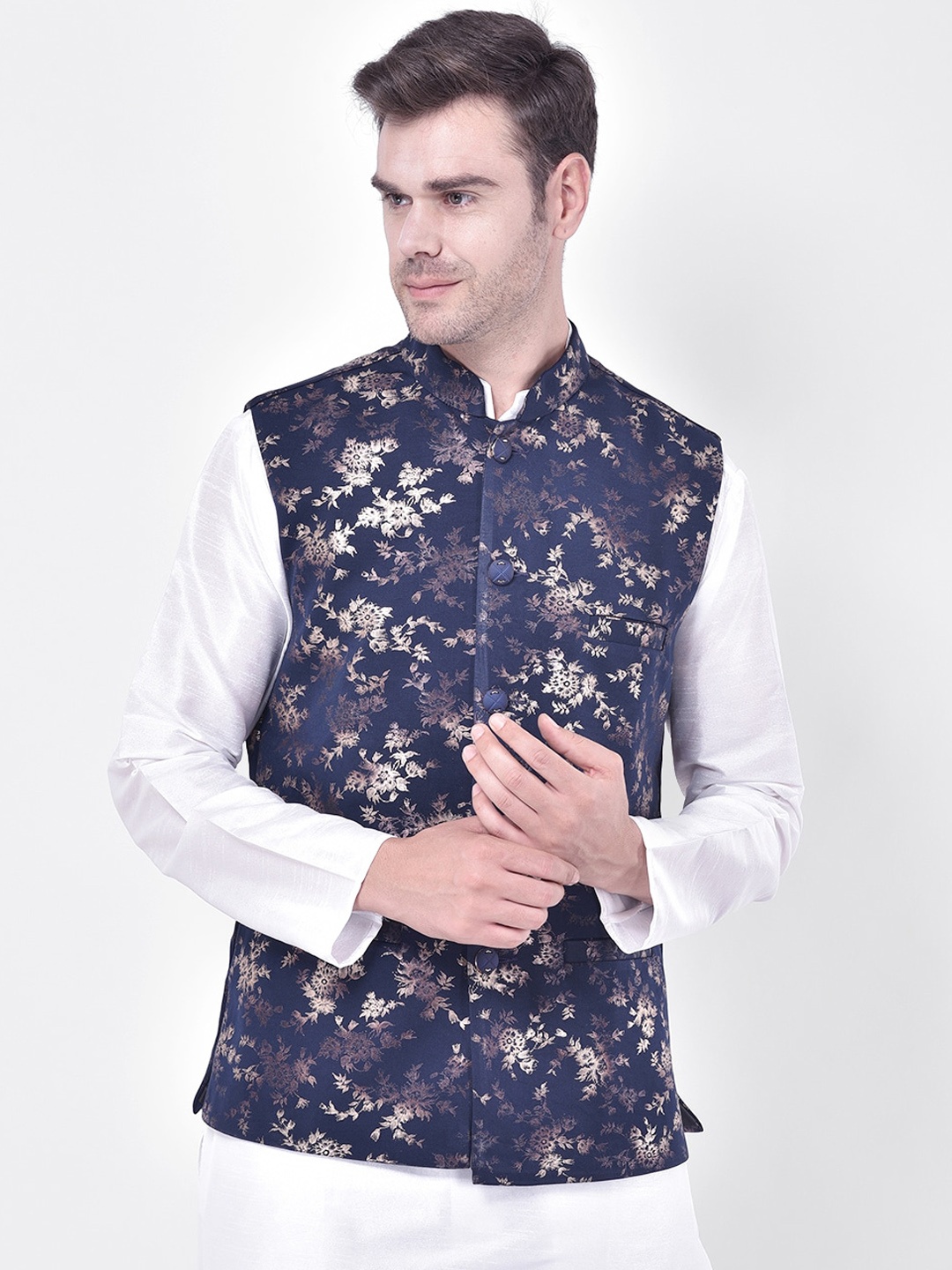 

SG LEMAN Men Blue & White Printed Satin Nehru Jacket