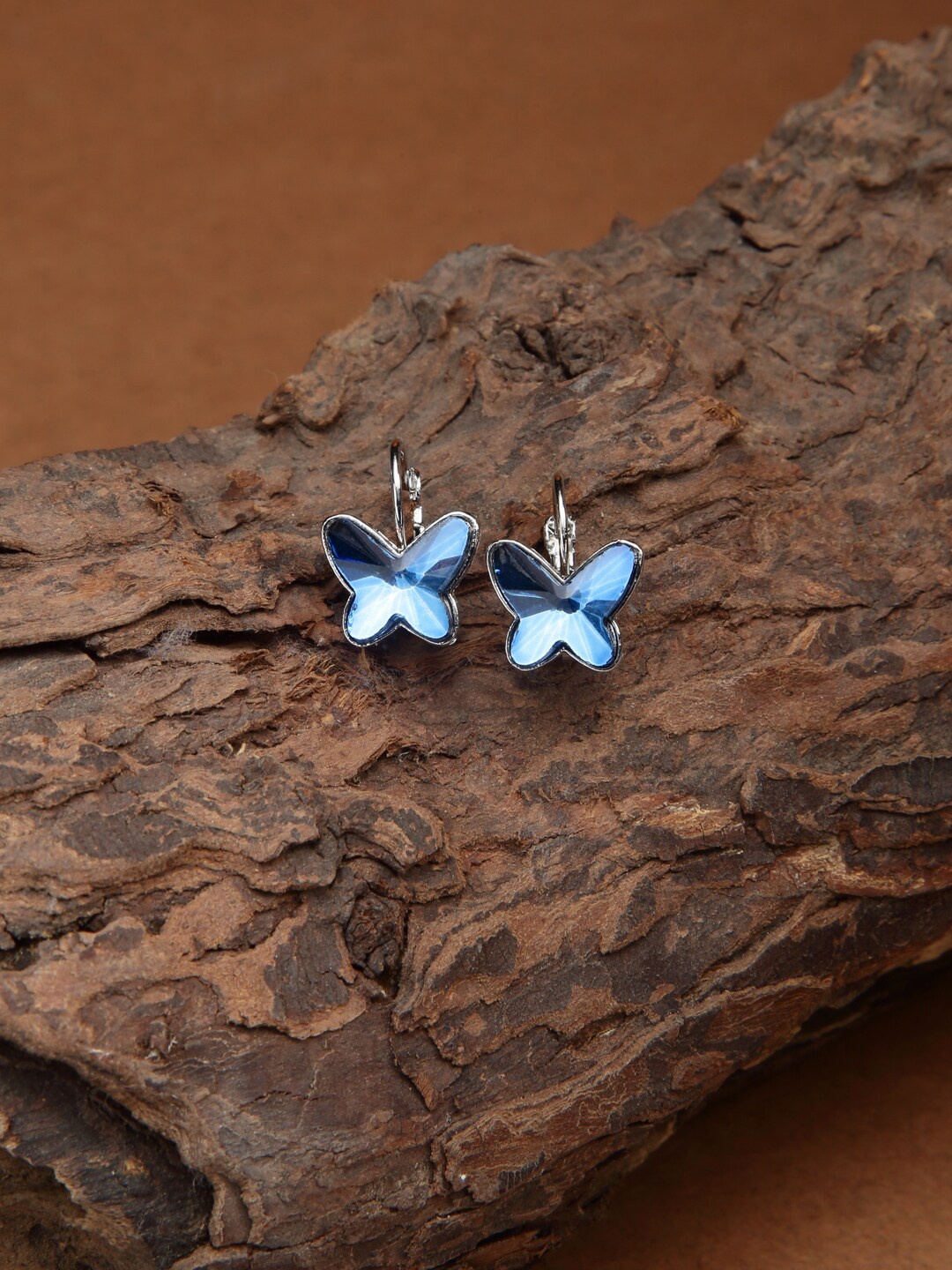

Shining Diva Fashion Blue Quirky Studs