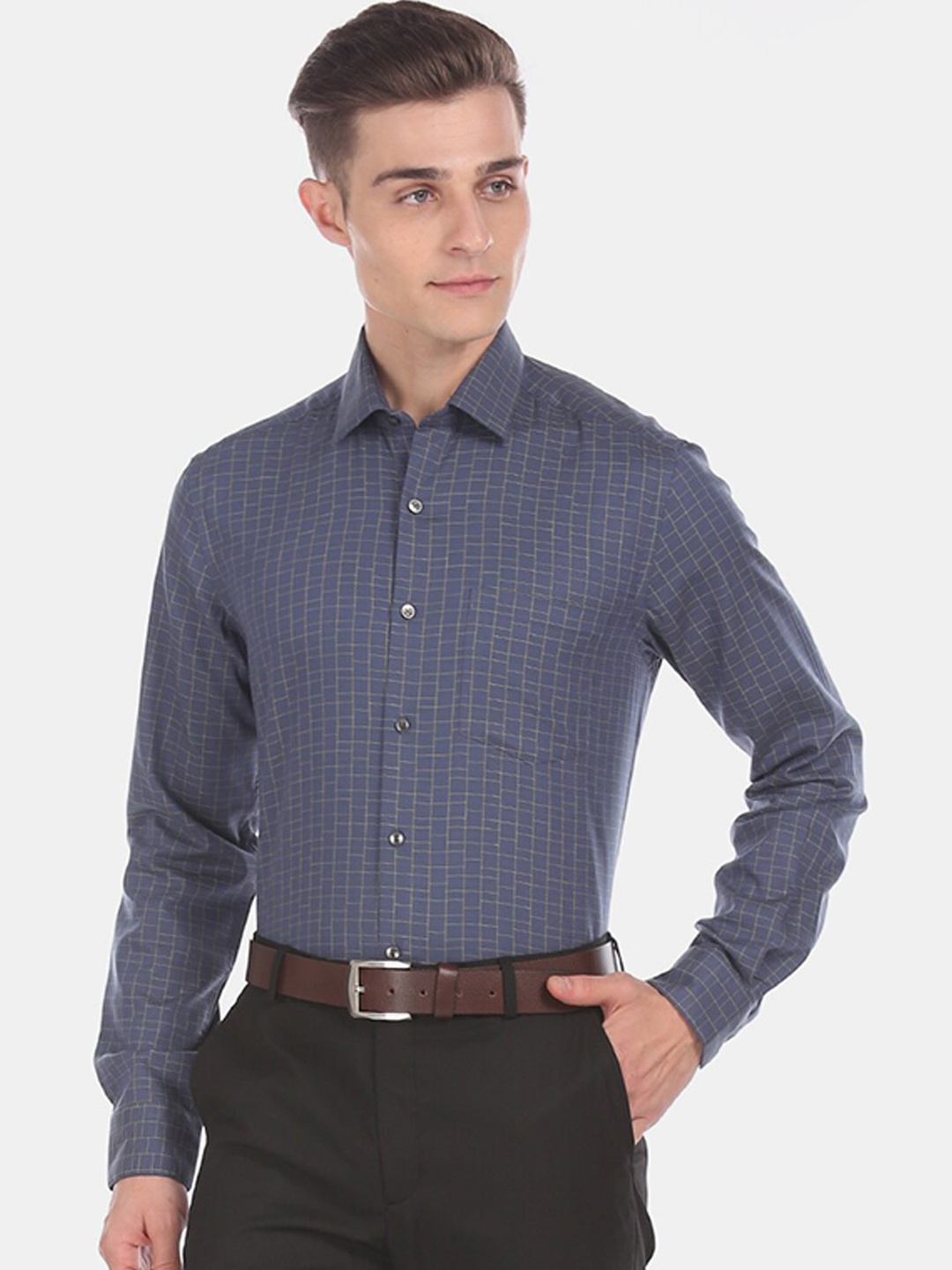 

Arrow Men Blue & Beige Slim Fit Checked Formal Shirt