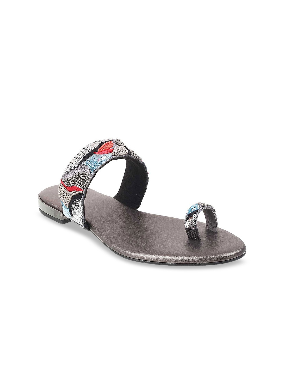 

Mochi Women Grey Embellished One Toe Flats