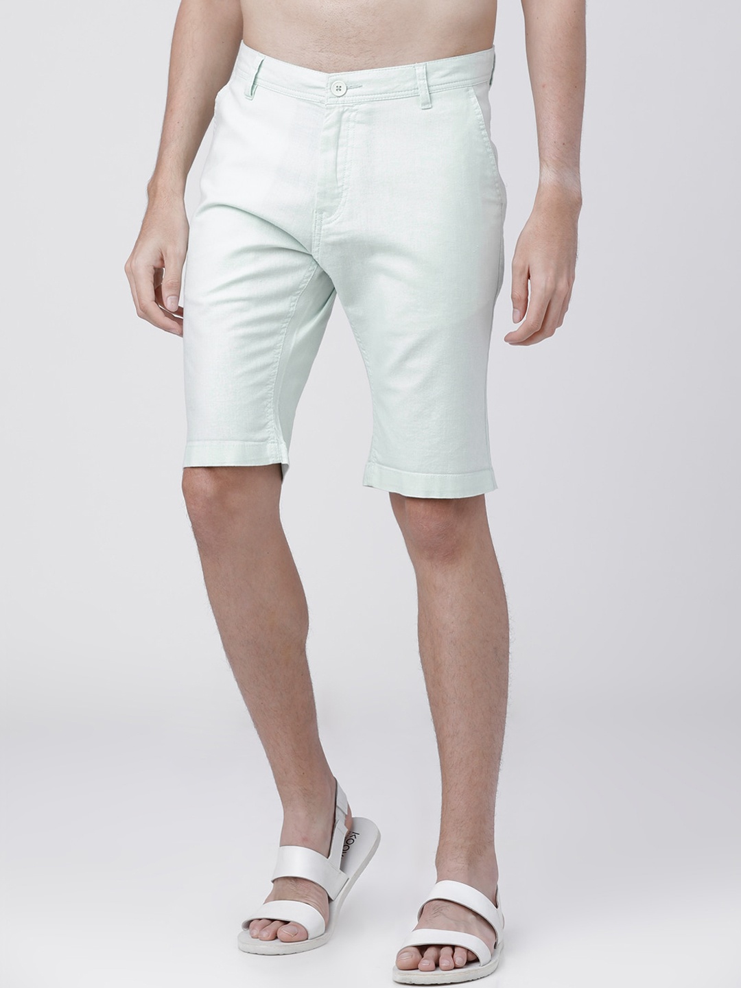

HIGHLANDER Men Green Solid Slim Fit Chino Shorts