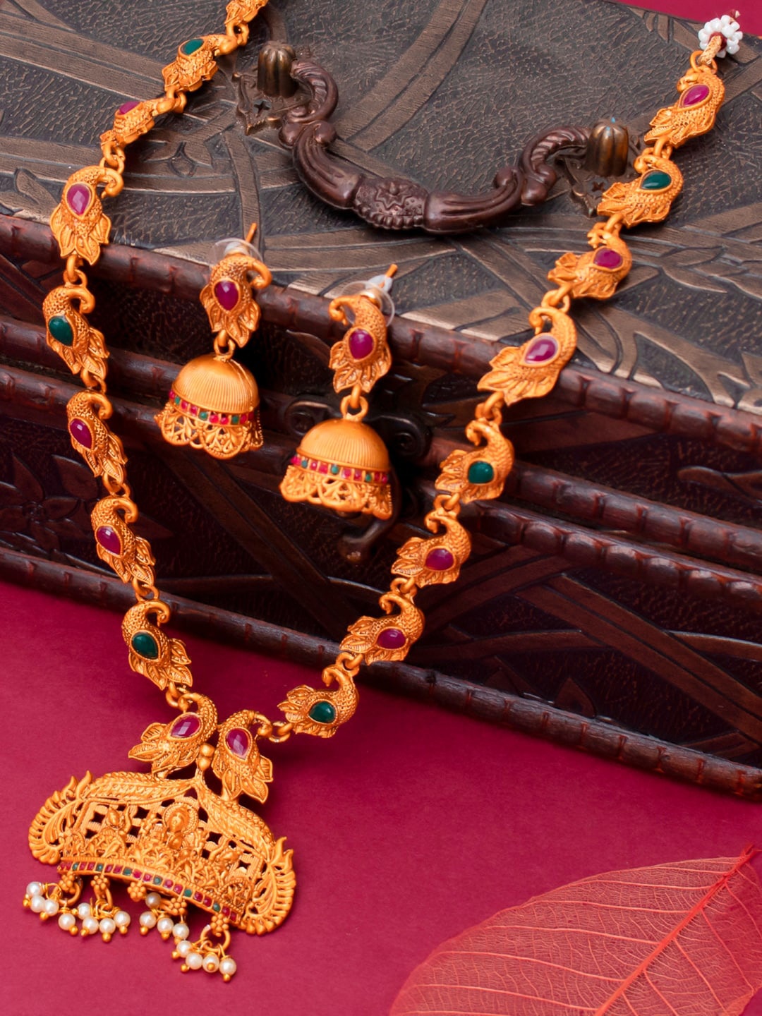 

Sukkhi Gold-Plated Pink & Green Stone-Studded Temple Jewellery Set