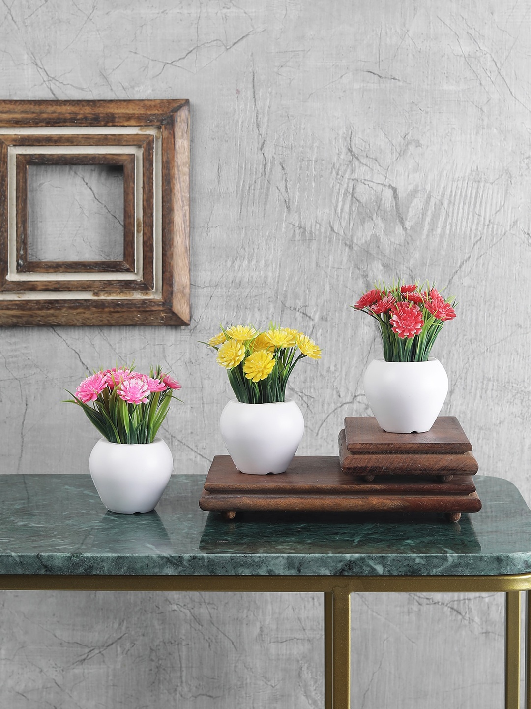 

FOLIYAJ Set Of 3 Artificial Gerbera Flowers With Pot, Green