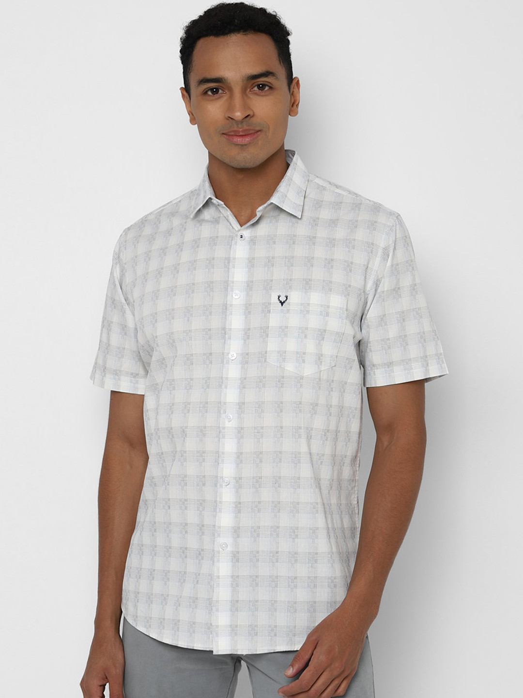 

Allen Solly Men Off-White & Grey Slim Fit Checked Casual Shirt