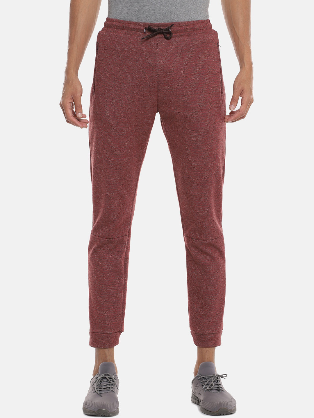 

Campus Sutra Men Maroon Solid Straight-Fit Cotton Joggers