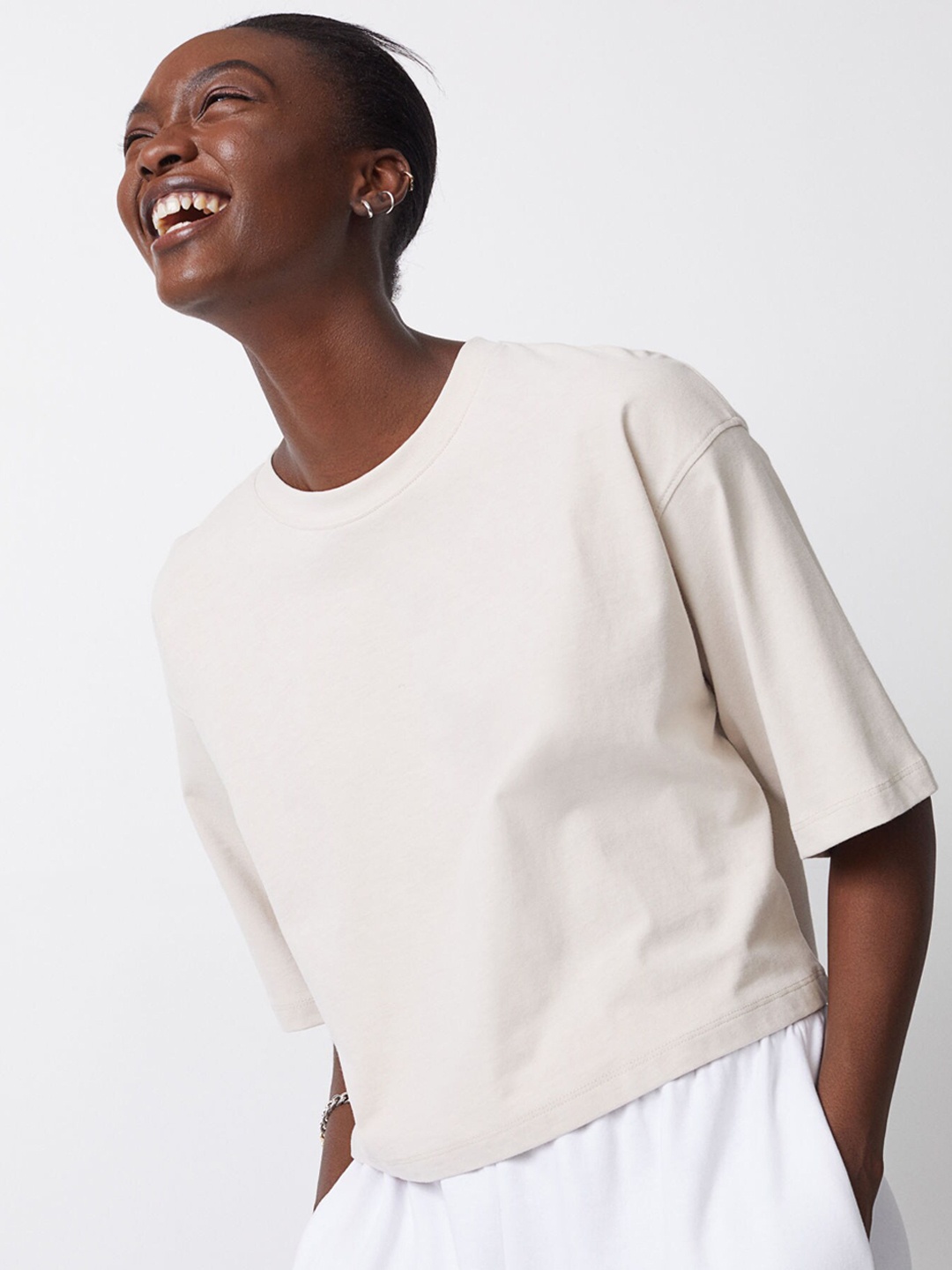 

HM Women Beige Solid Cropped Pure Cotton T-shirt