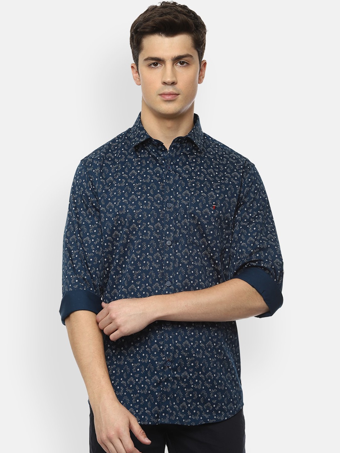 

Louis Philippe Sport Men Navy Blue & White Slim Fit Printed Casual Shirt