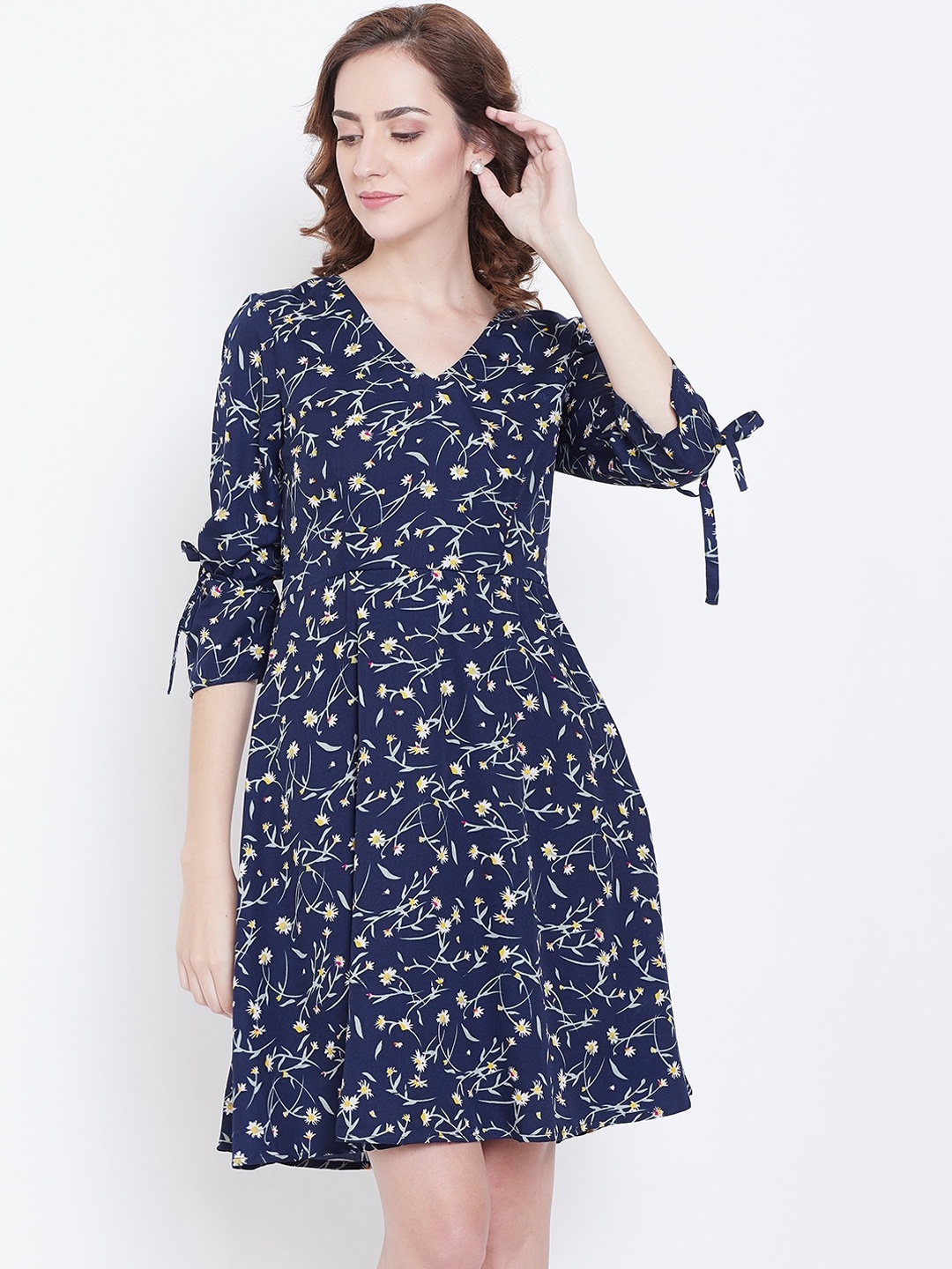 

DODO & MOA Women Navy Blue & White Floral Printed A-Line Dress