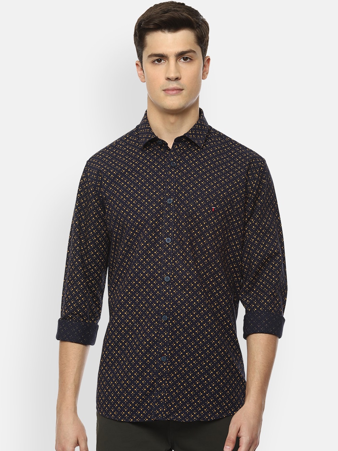 

Louis Philippe Sport Men Black Slim Fit Printed Casual Shirt