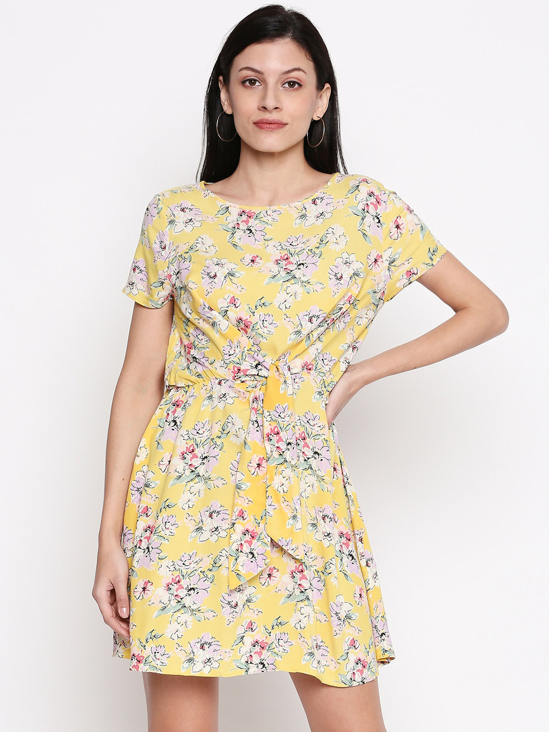 

People Women Yellow & White Floral Printed Waist Tie-Up A-Line Dress