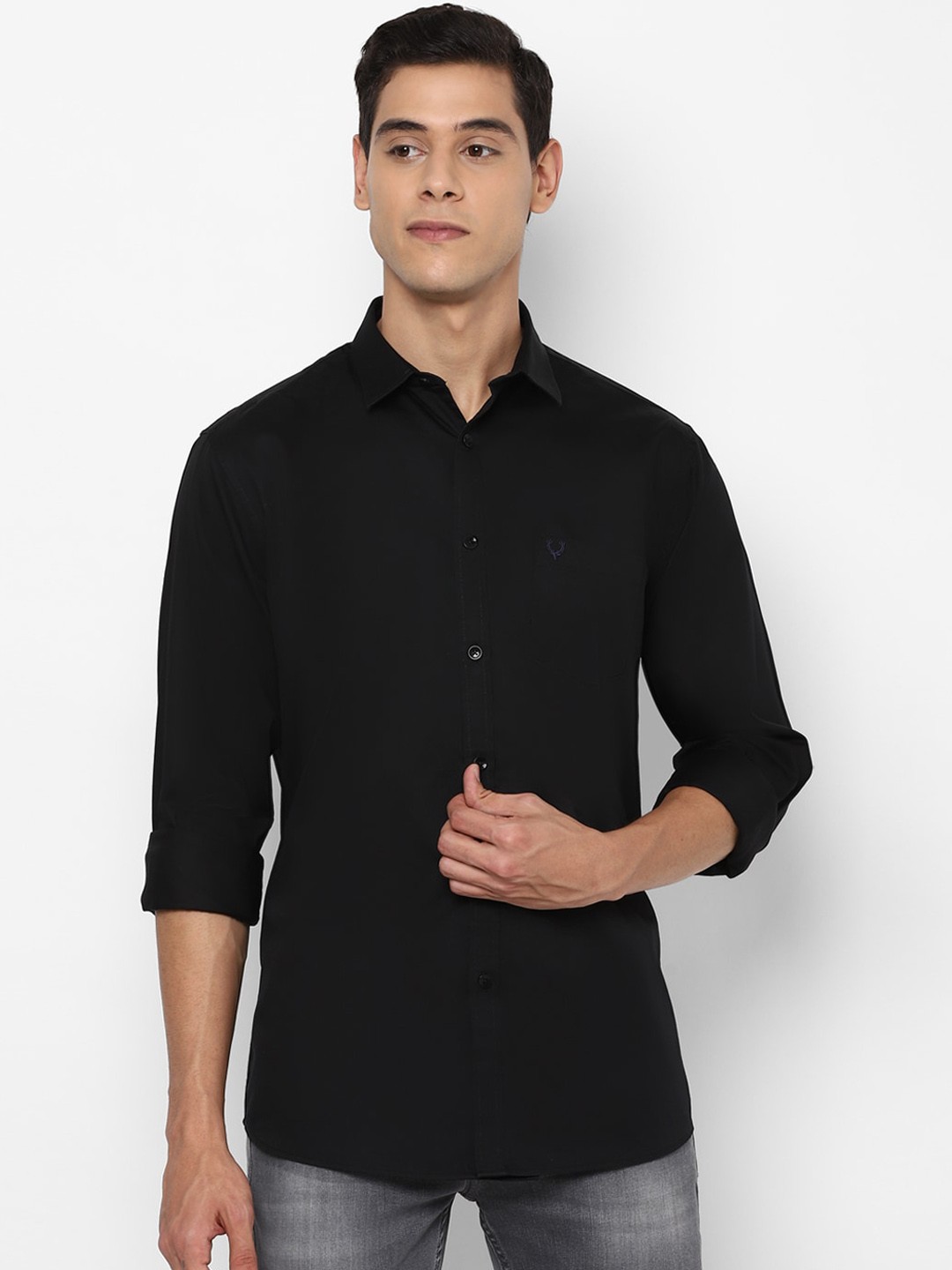 

Allen Solly Men Black Slim Fit Solid Casual Shirt