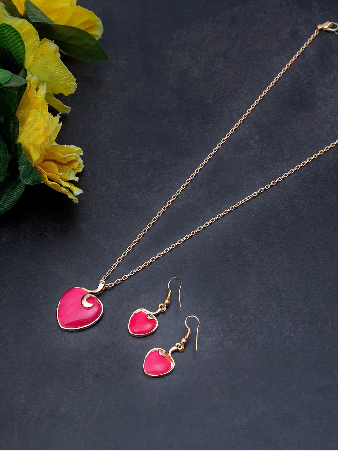 

Golden Peacock Gold-Toned & Pink Enamelled Heart-Shaped Jewellery Set