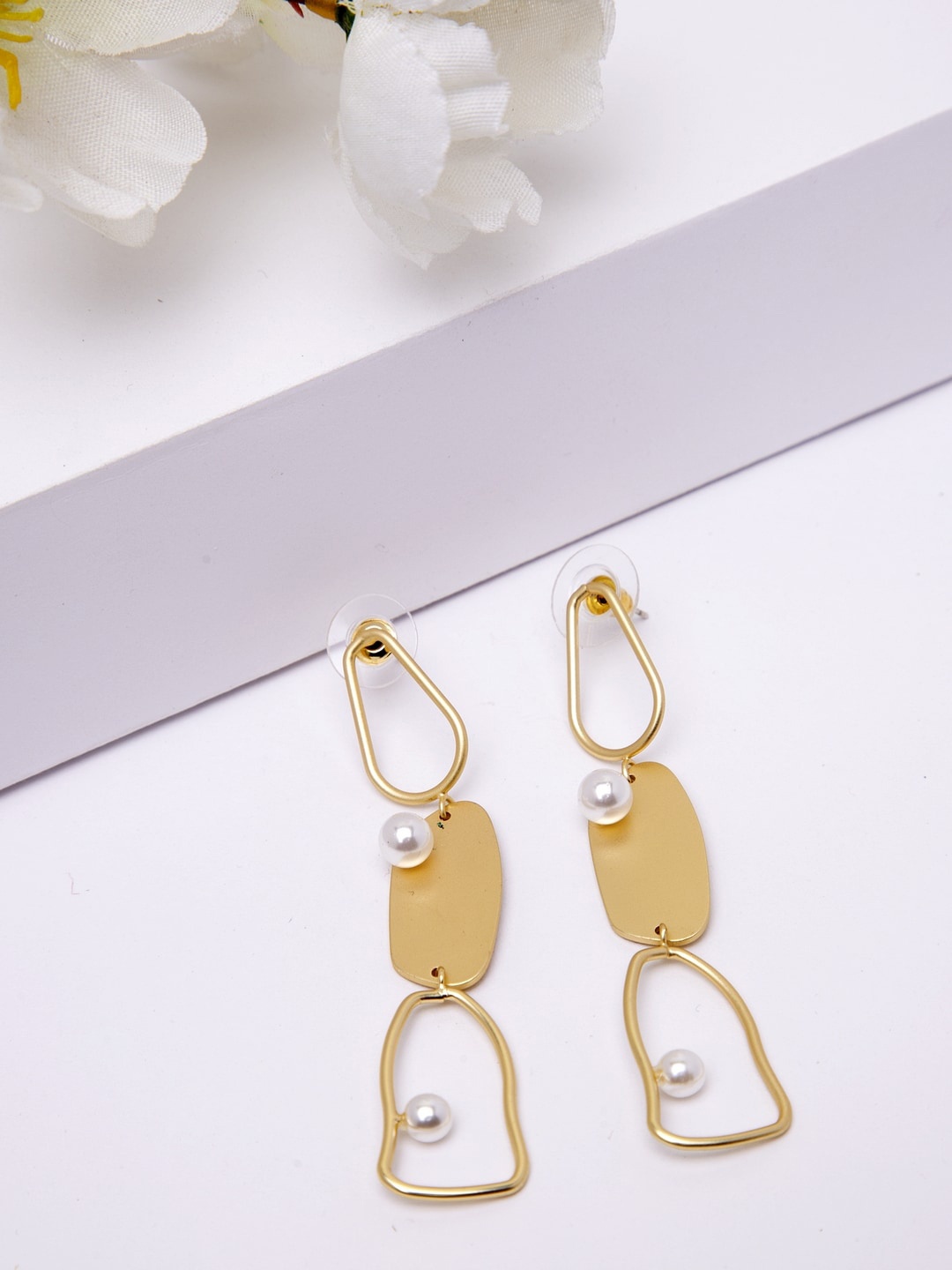 AVANT-GARDE PARIS Gold-Toned Contemporary Drop Earrings