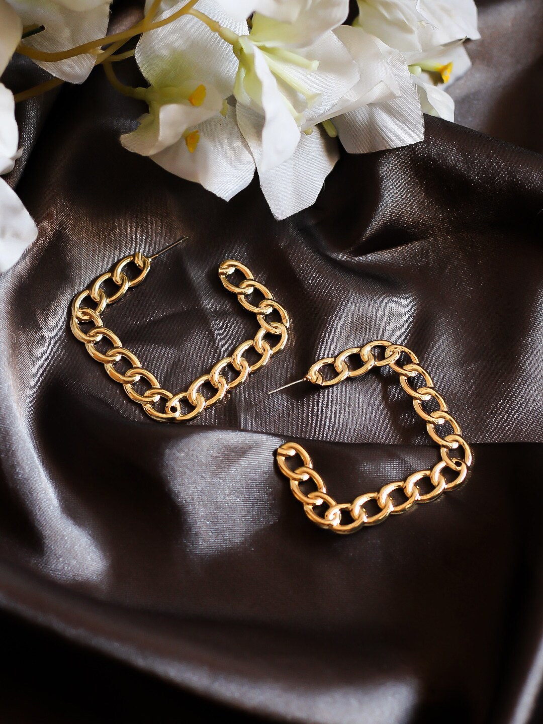 

Bellofox Gold-Plated Square Half Hoop Earrings
