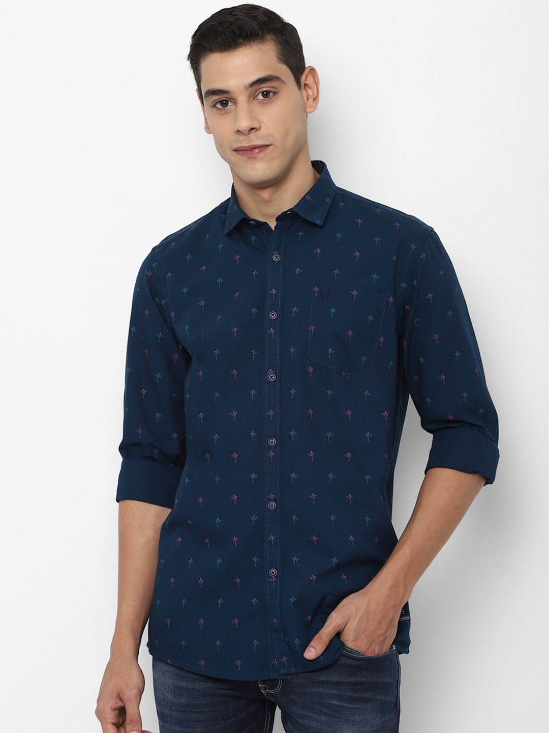 

Allen Solly Sport Men Navy Blue Regular Fit Printed Casual Shirt