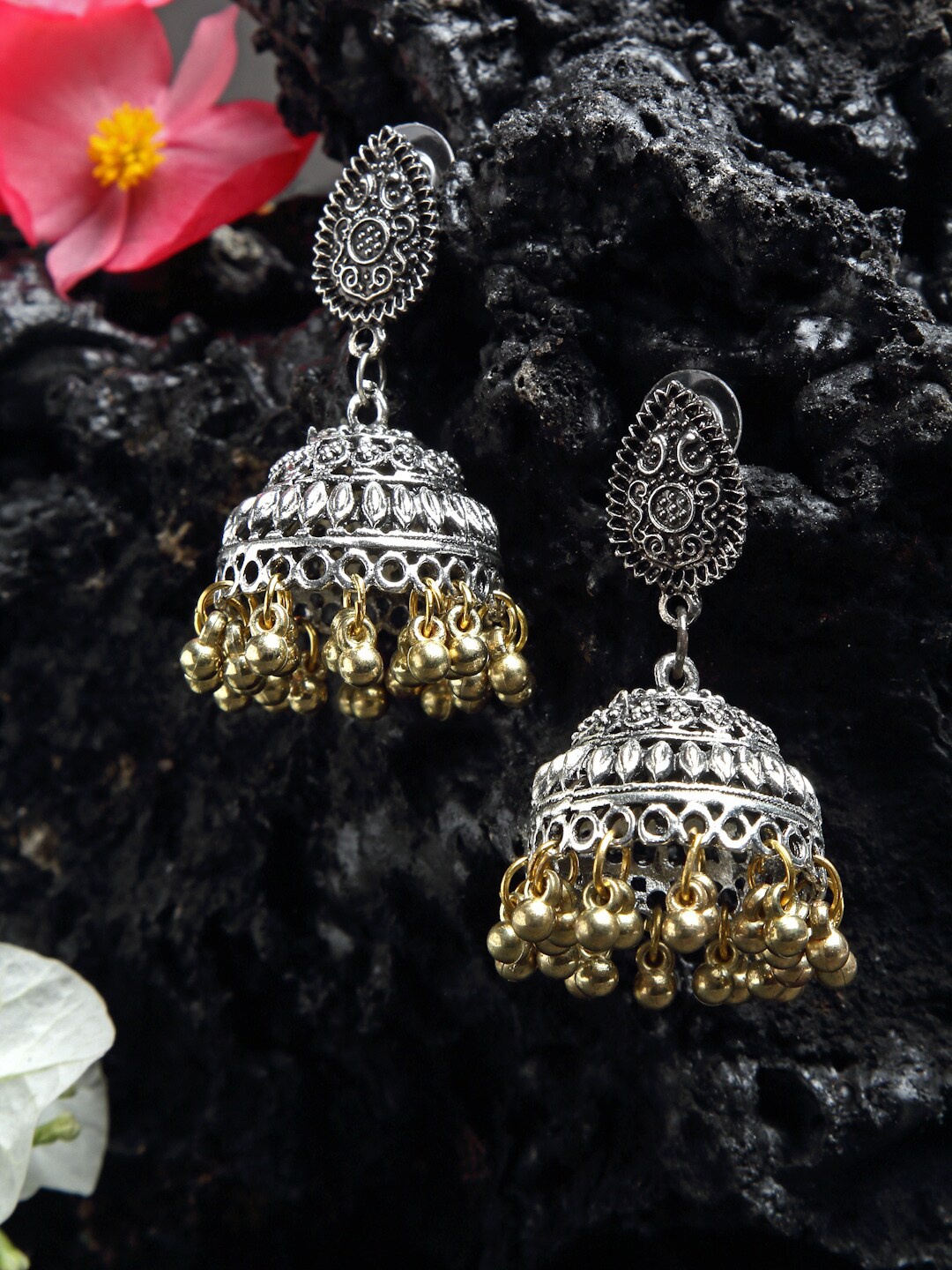 

NEUDIS Oxidised Silver-Toned & Gold-Toned Dome Shaped Jhumkas