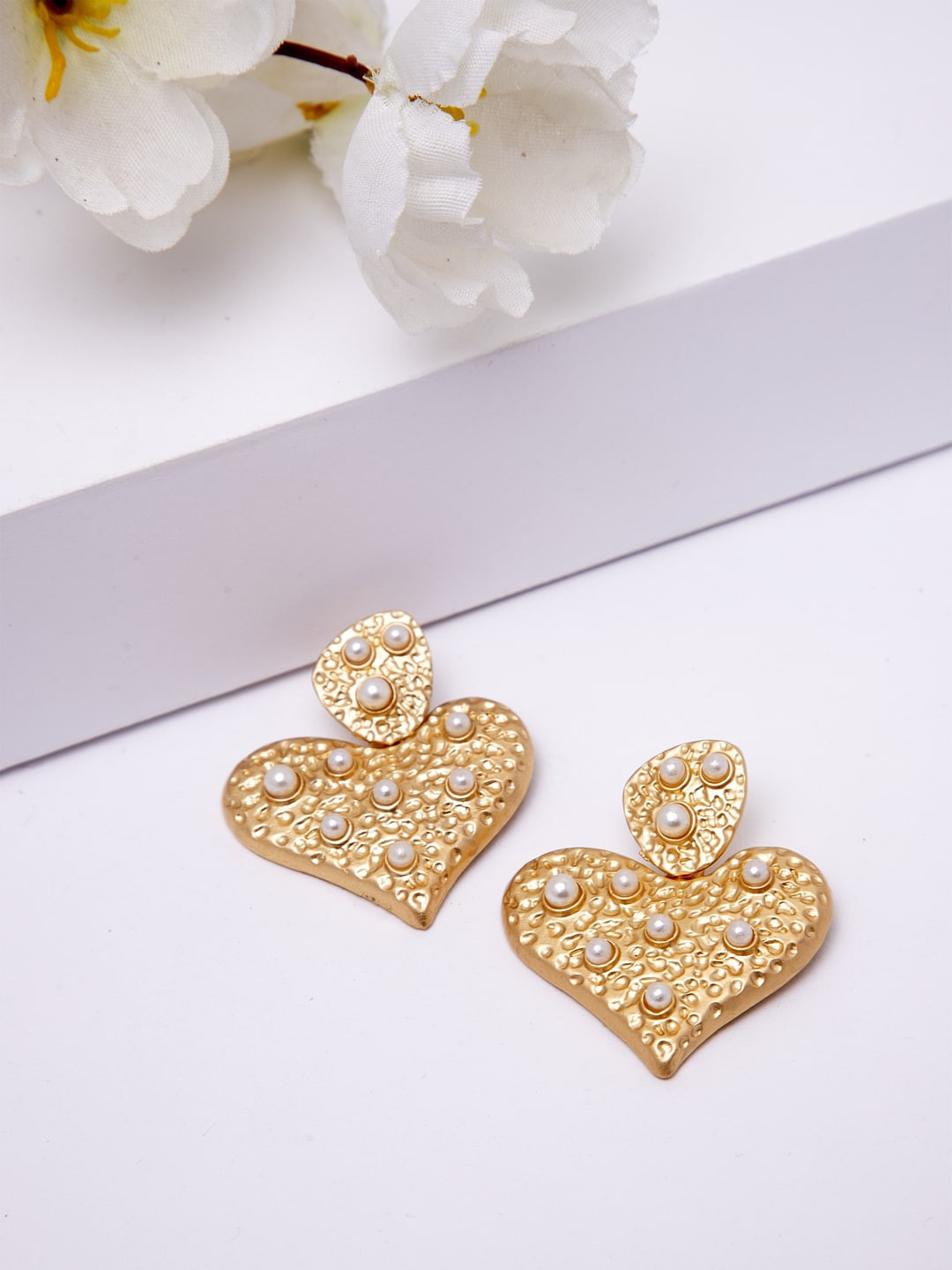

AVANT-GARDE PARIS Gold-Toned Contemporary Studs
