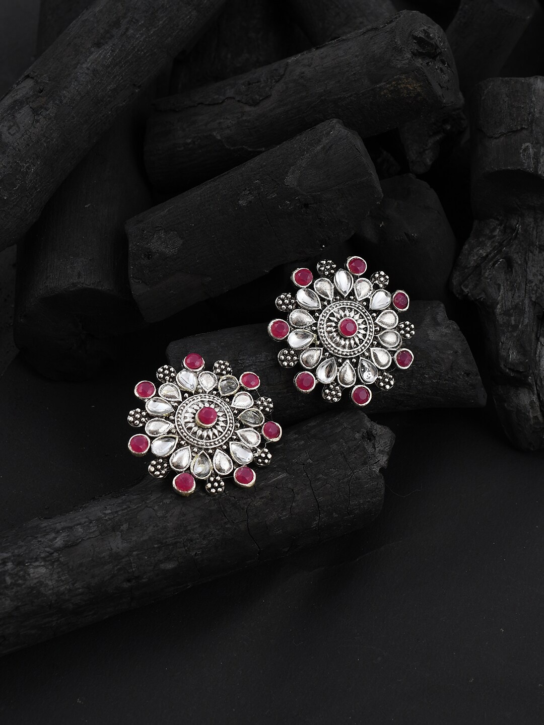 

Silvermerc Designs Silver-Toned & Red Circular Studs