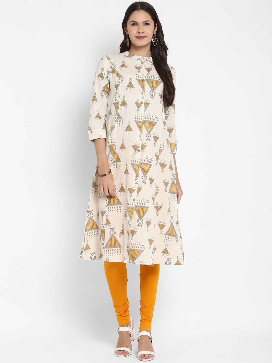 

Vbuyz Women Off White & Beige Geometric Printed Kurta