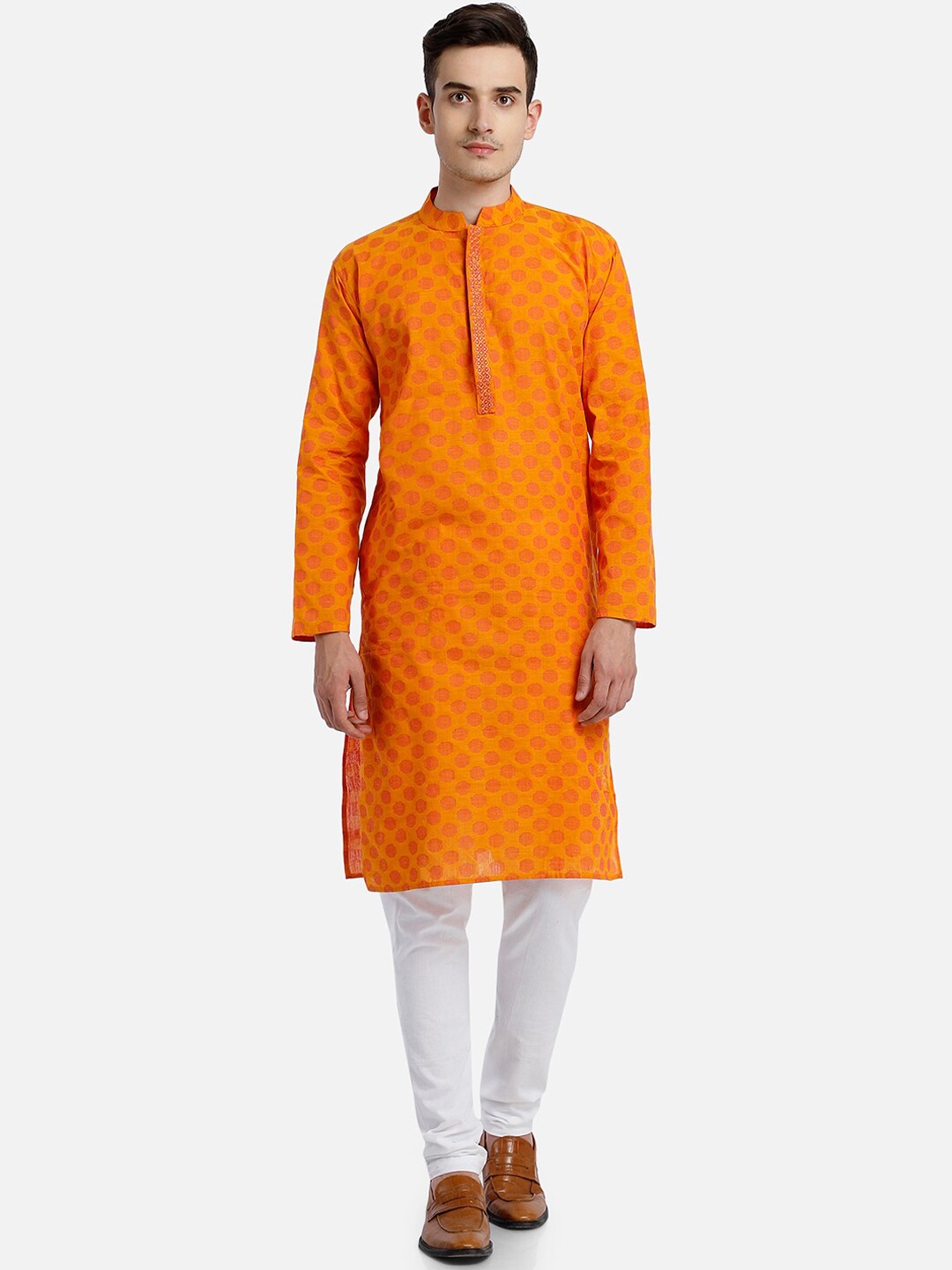 

PAROKSH Men Orange Woven Design Cotton Thread Work Handloom Kurta