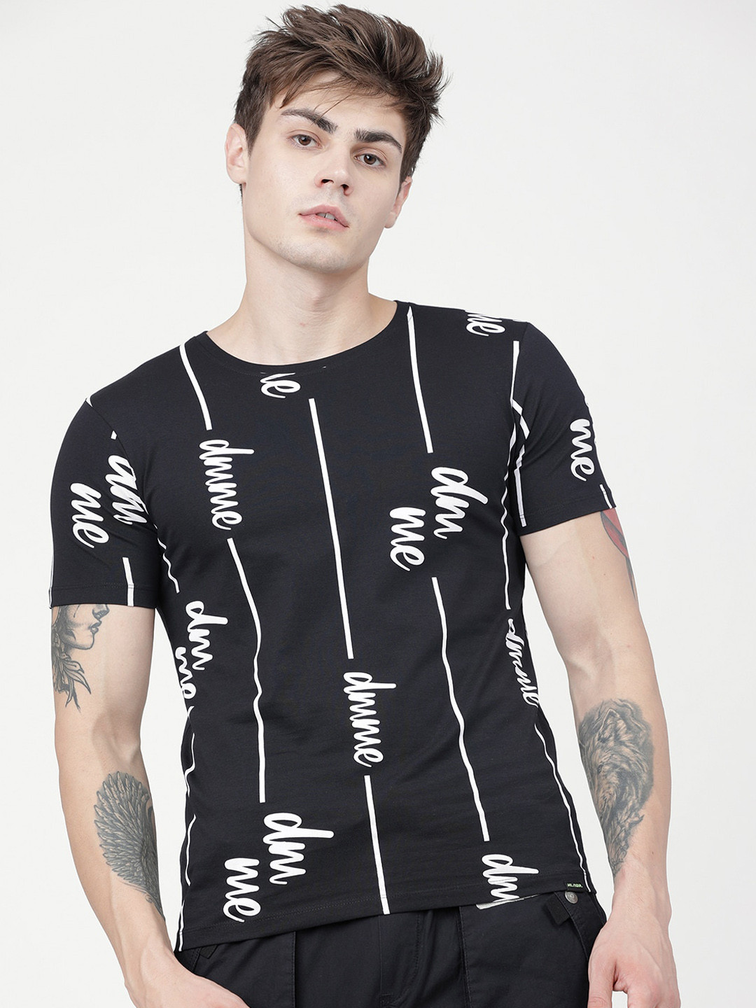 

HIGHLANDER Men Black & White Slim Fit Printed Round Neck T-shirt