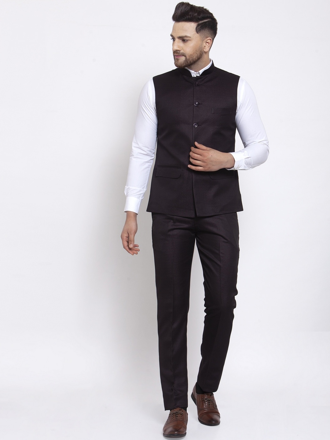 

Wintage Men Coffee Brown Solid Bandhgala Two-Piece Vest & Pant Set