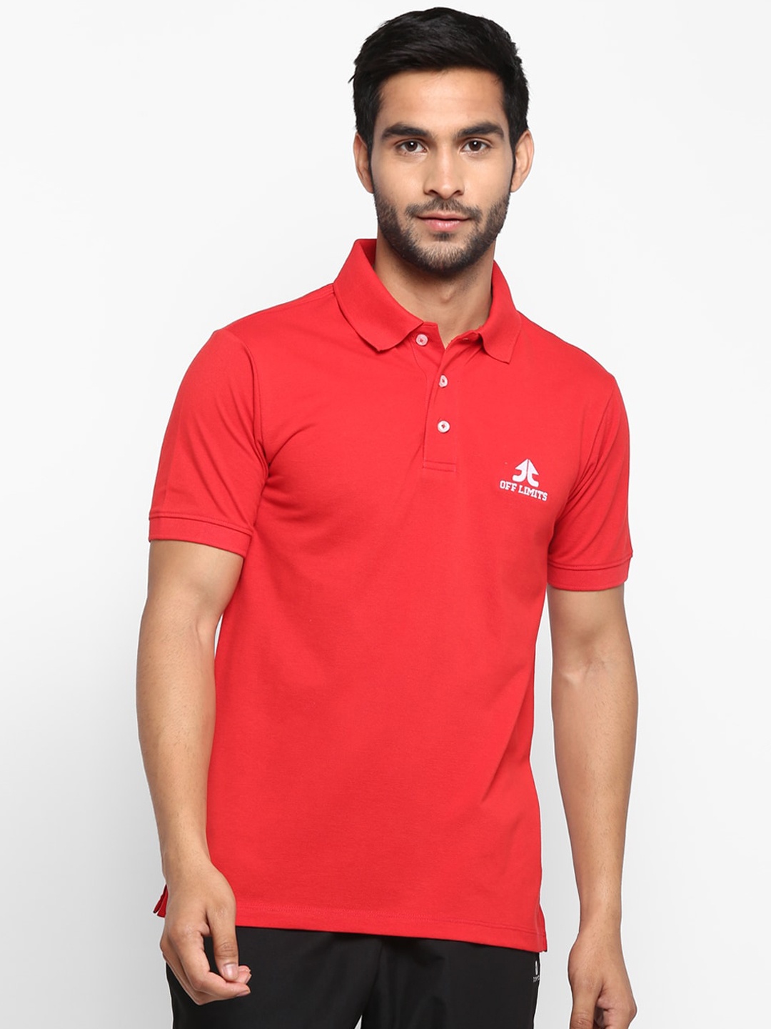 

OFF LIMITS Men Red Solid Polo Collar T-shirt