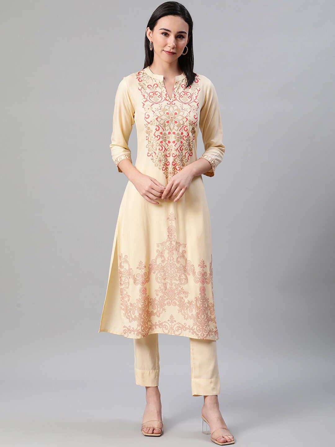 

ZIYAA Women Cream-Coloured Foil Floral Printed Kurta