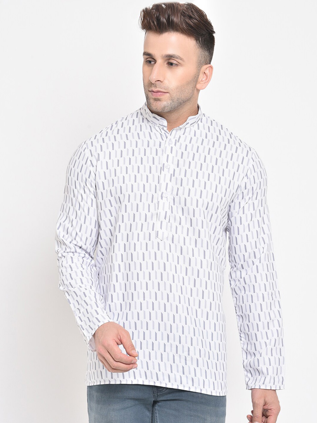 

Hangup Men White & Grey Geometric Printed Kurta