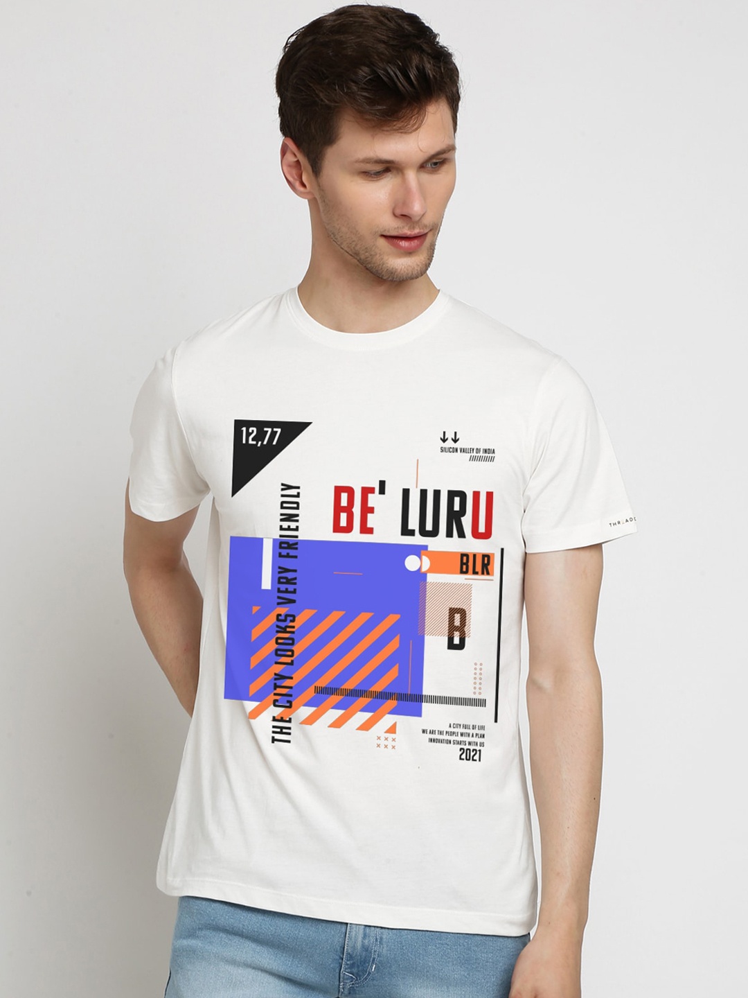 

THREADCURRY Men White Printed Round Neck T-shirt