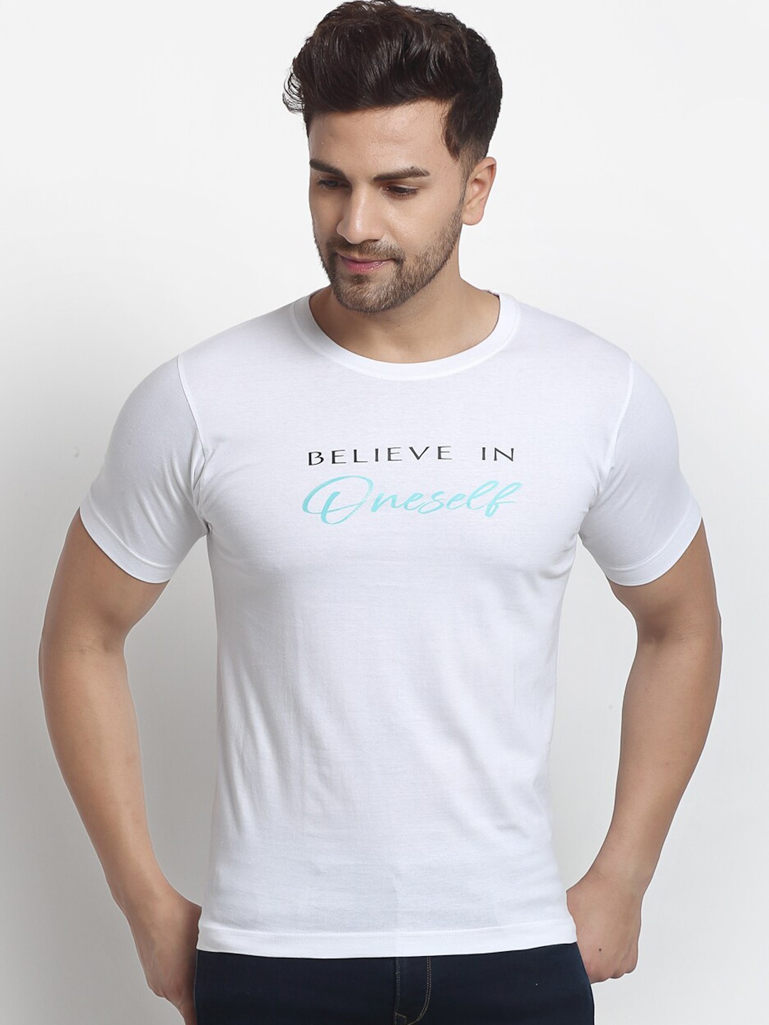 

YOLOCLAN Men White Printed Round Neck T-shirt