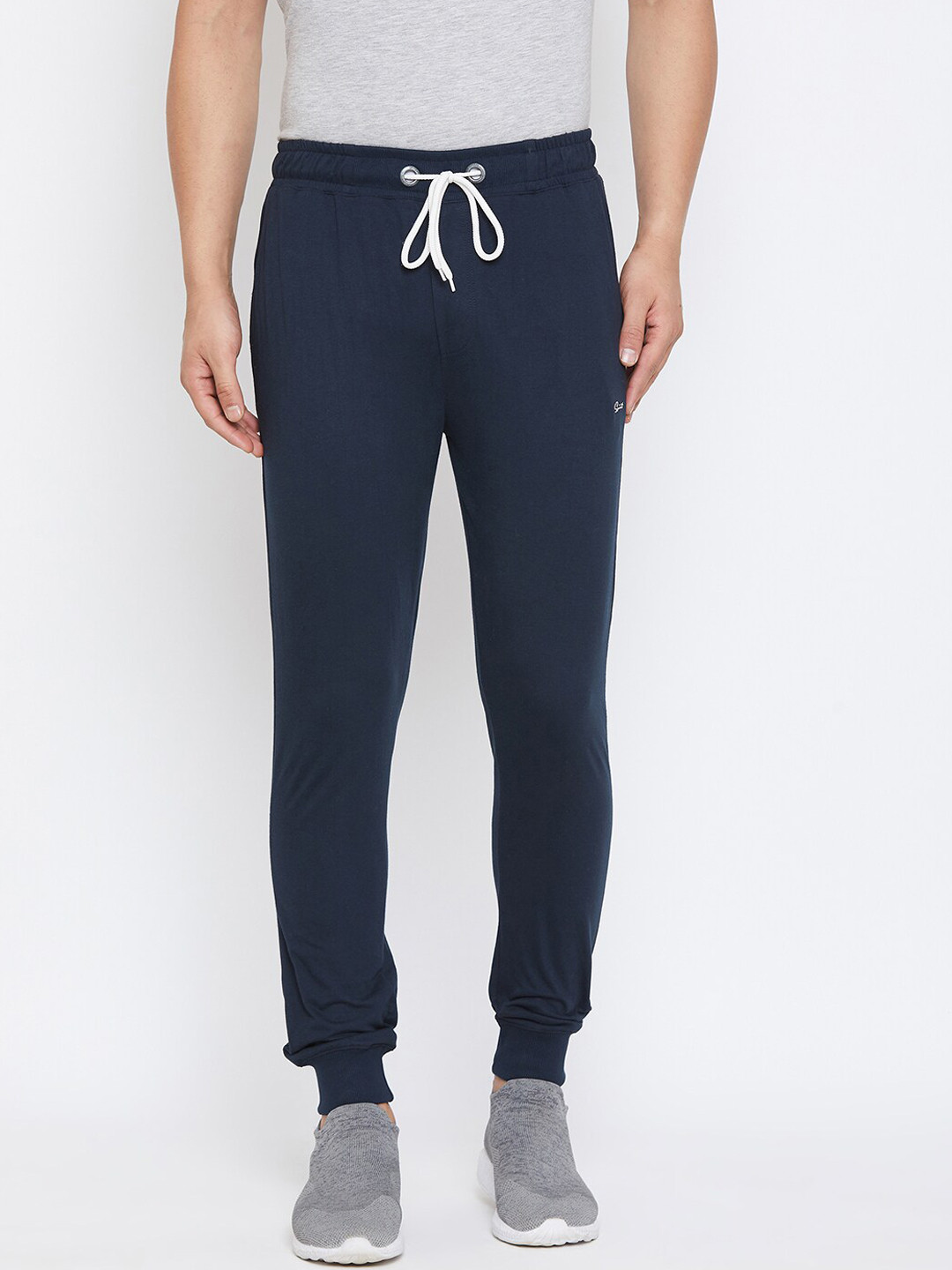 

Spirit Men Navy Blue Solid Cotton Joggers