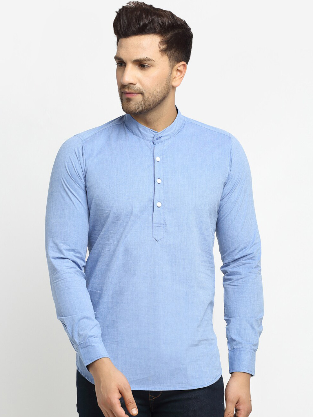 

Cross Court Men Blue Solid Cotton Straight Kurta