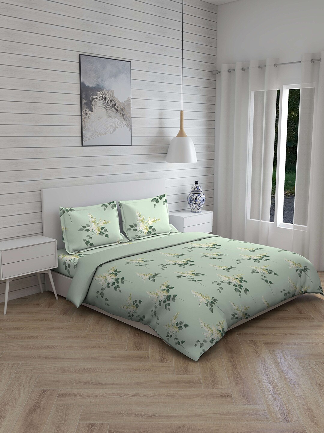 

Boutique Living India White & Green Floral 220 TC 120 GSM Double King Bedding Set