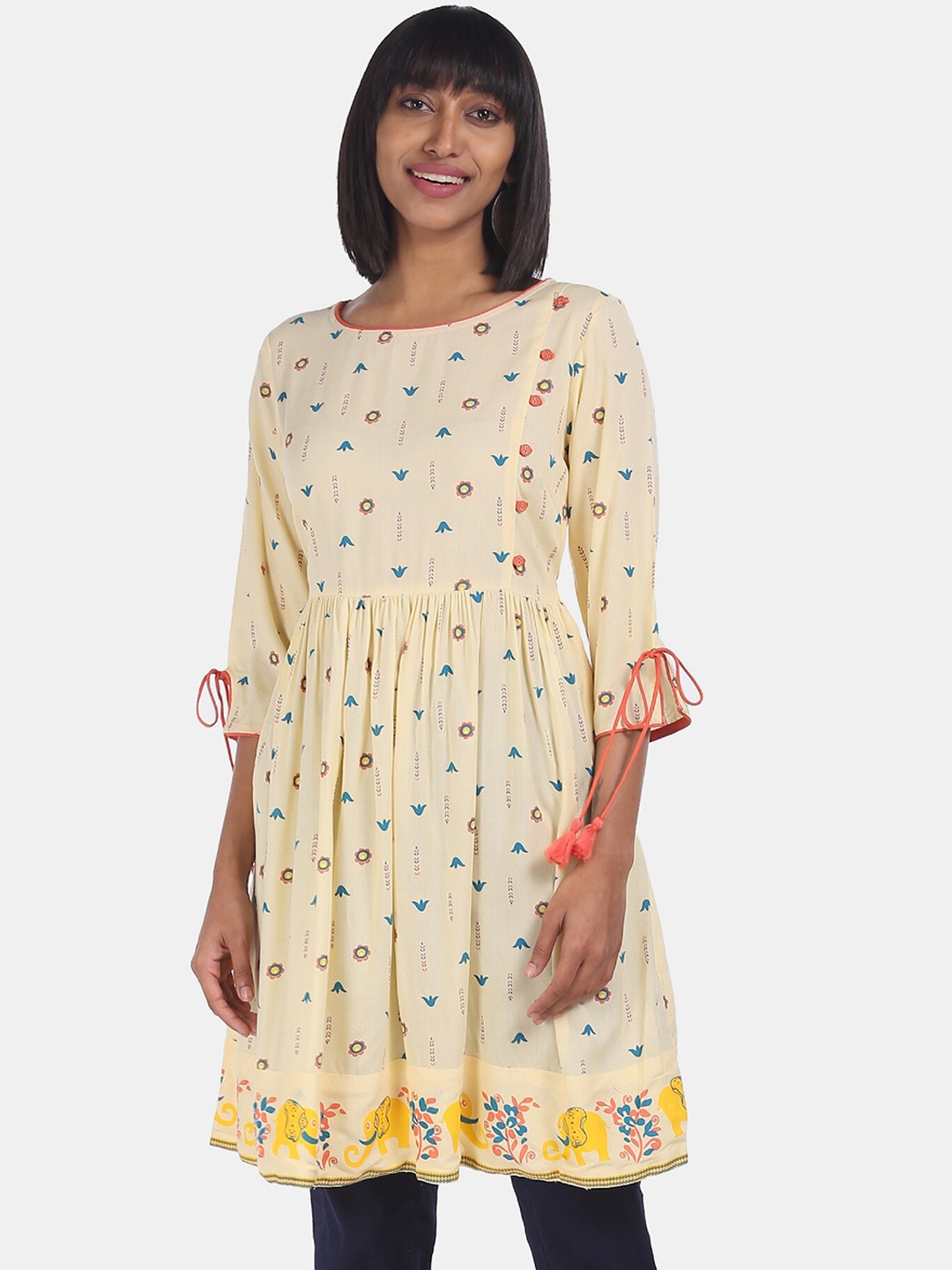 

Karigari Women Cream-Coloured & Red Ethnic Motifs Printed Kurta