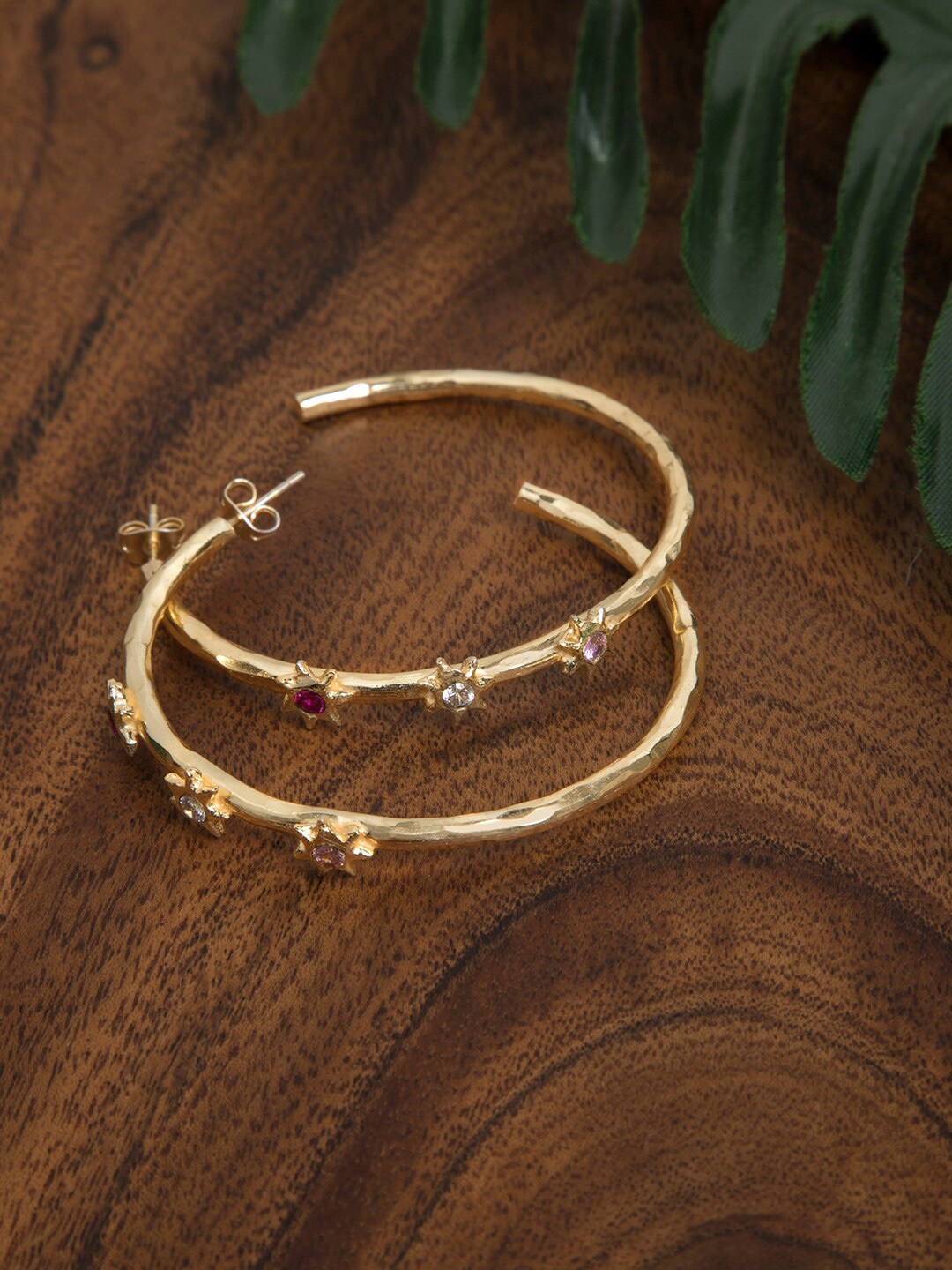 

INDYA Gold-Plated Circular Half Hoop Earrings