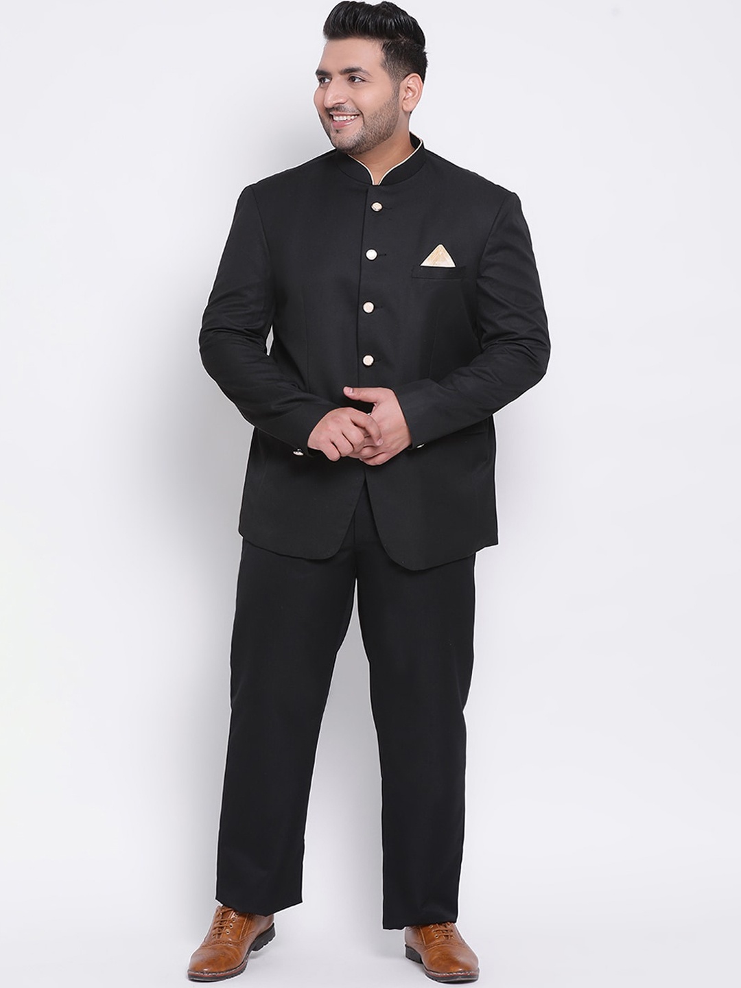

Hangup Men Plus Size Black Solid Bandhgala Two-Piece Suit