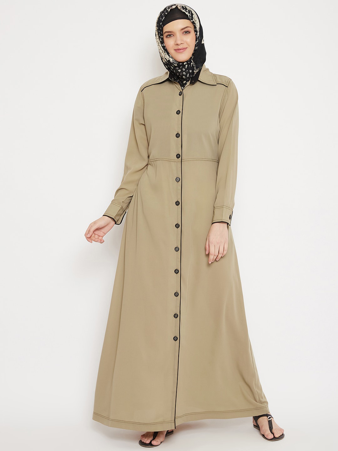 

MOMIN LIBAS Women Beige Solid Front Open Abaya
