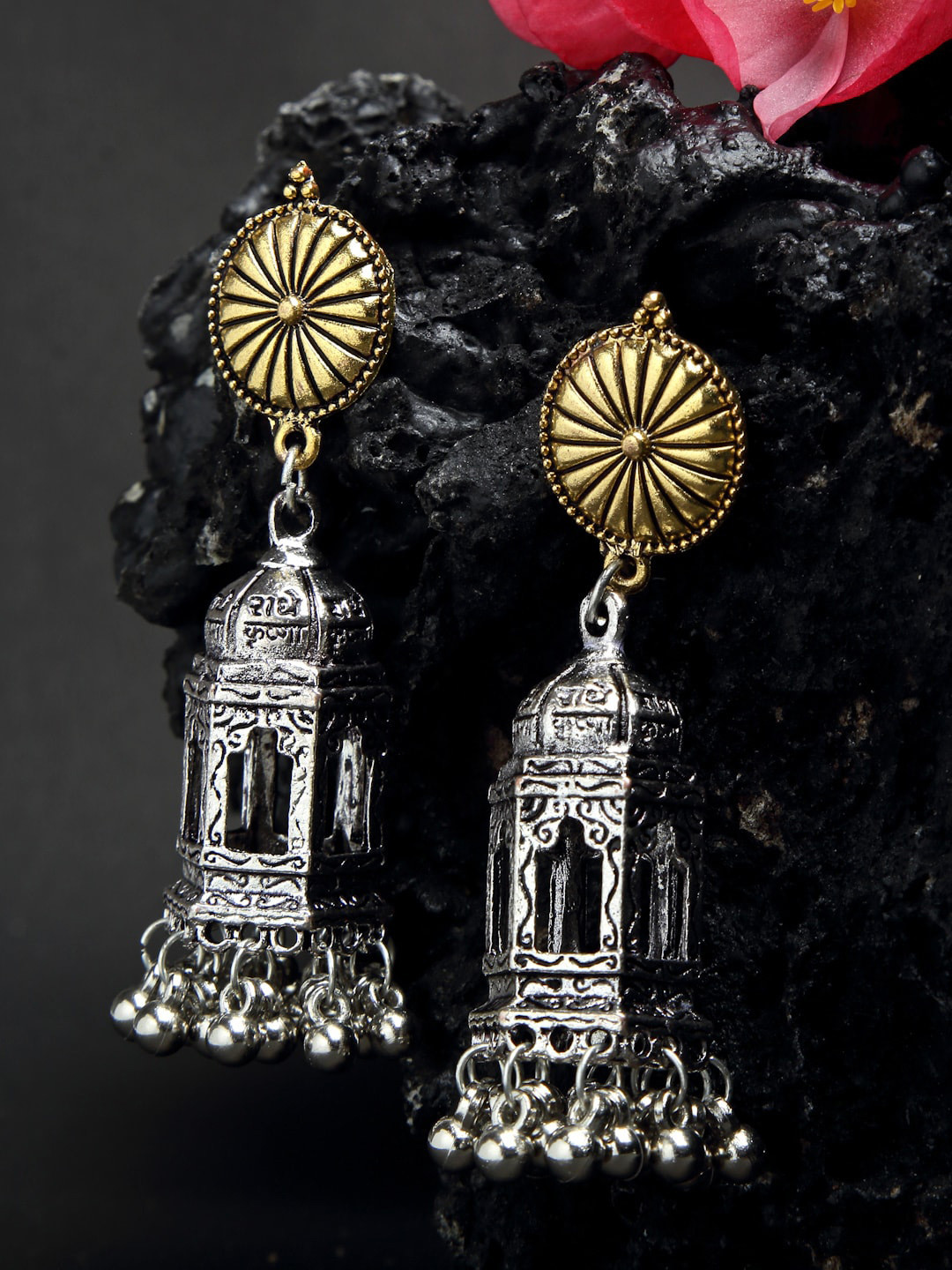 

NEUDIS Oxidised Silver-Toned & Gold-Toned Classic Drop Earrings