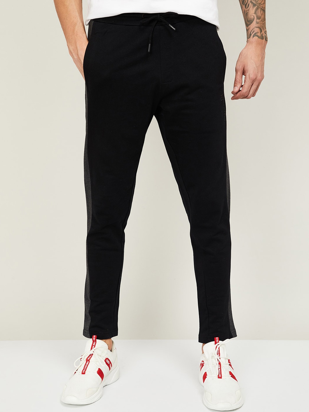 

UCLA Men Black Solid Cotton Slim-Fit Track Pants