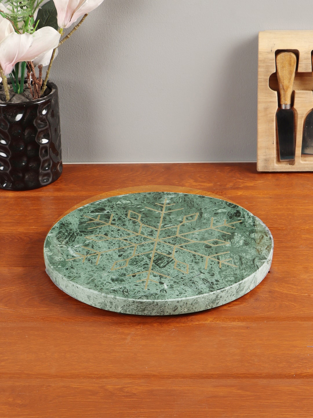 

NikkisPride Green Brass Snow Flake Inlay Work Round Platter