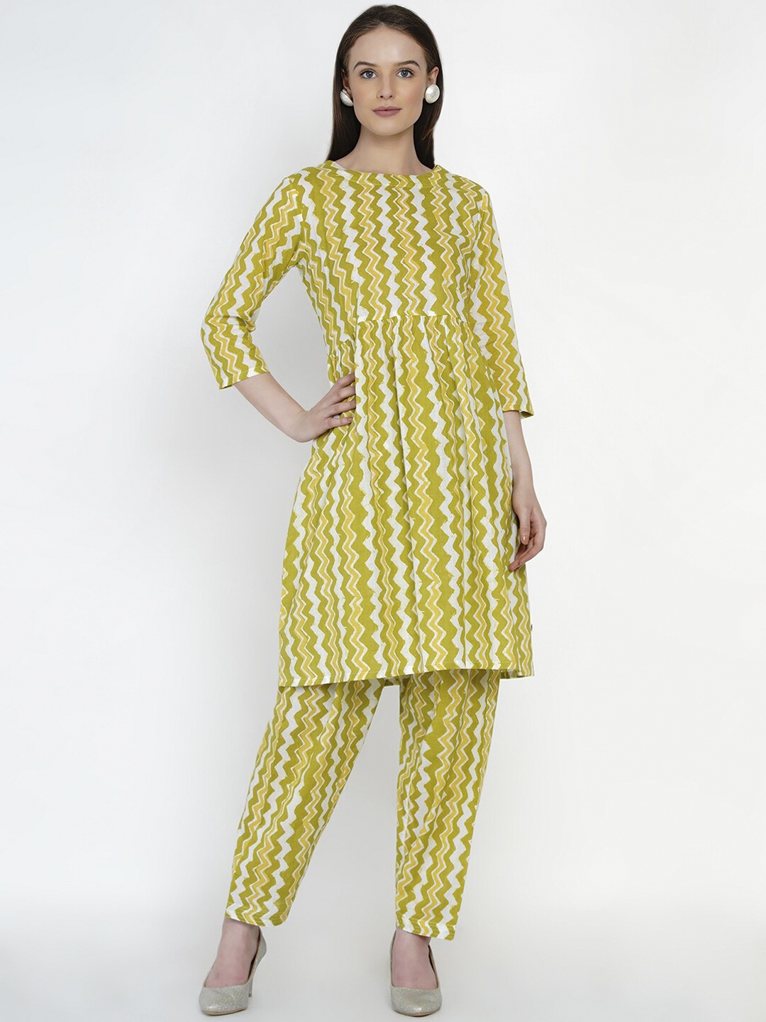 FABNEST Women Olive Green & Off-White Printed Kurta with Trousers