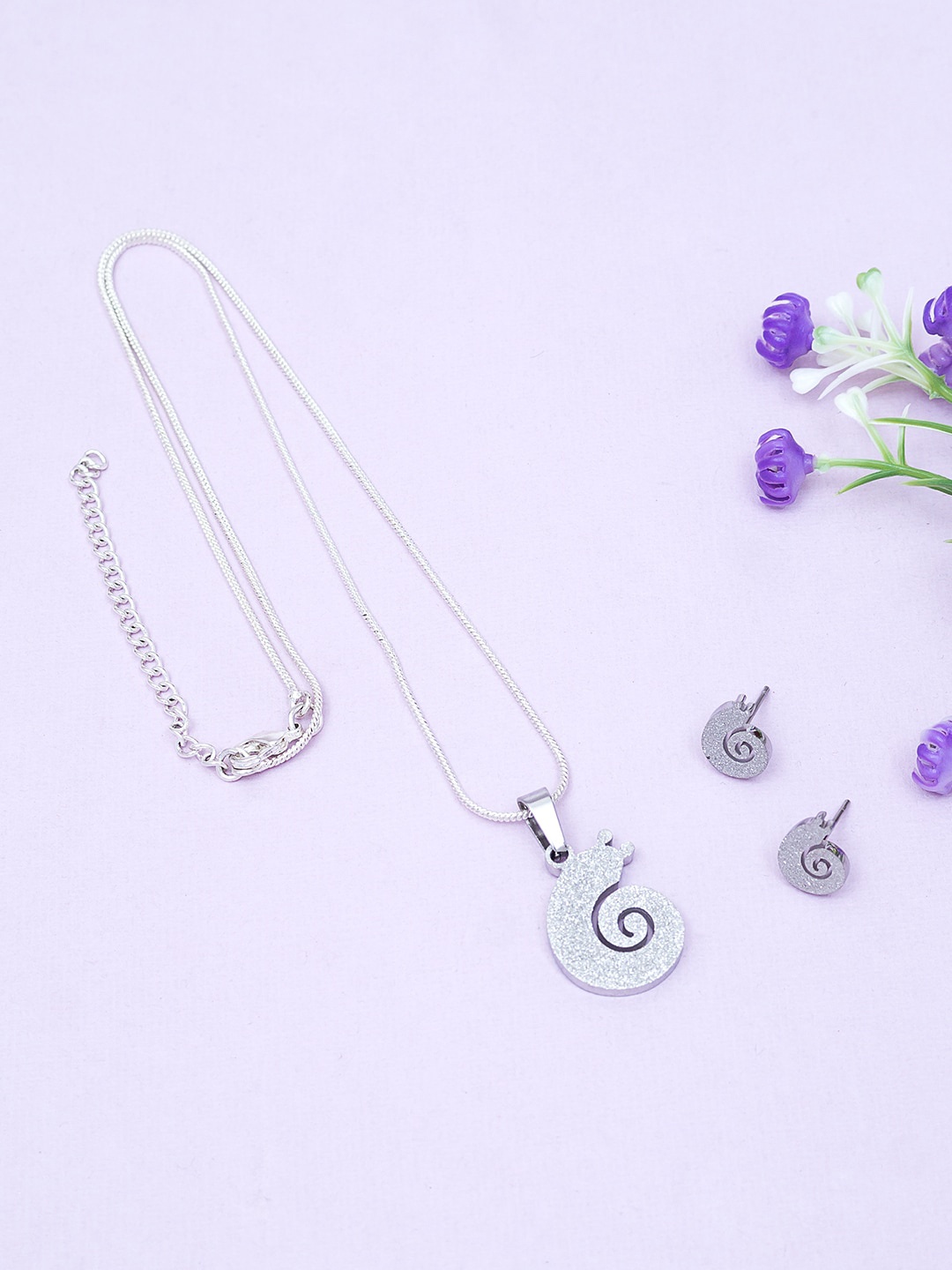 

Golden Peacock Silver-Toned Snail-Charm Jewellery Set