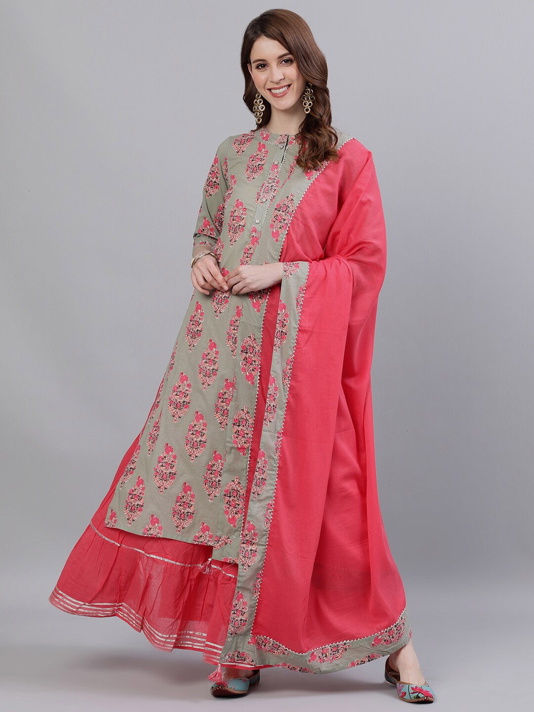 

Ishin Women Green & Pink Printed Kurta with Sharara & Dupatta