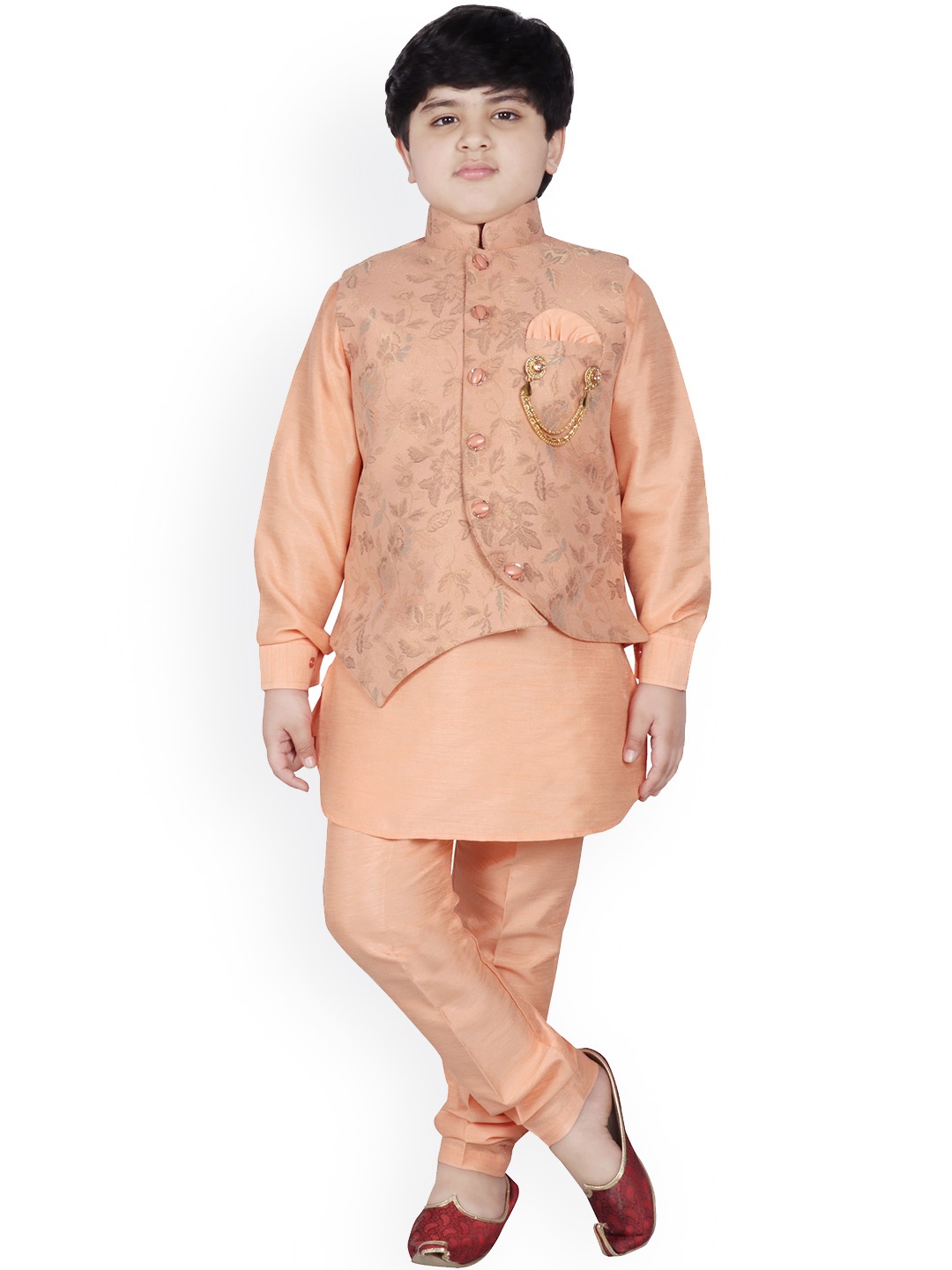 

SG YUVRAJ Boys Pink Solid Kurta with Trousers