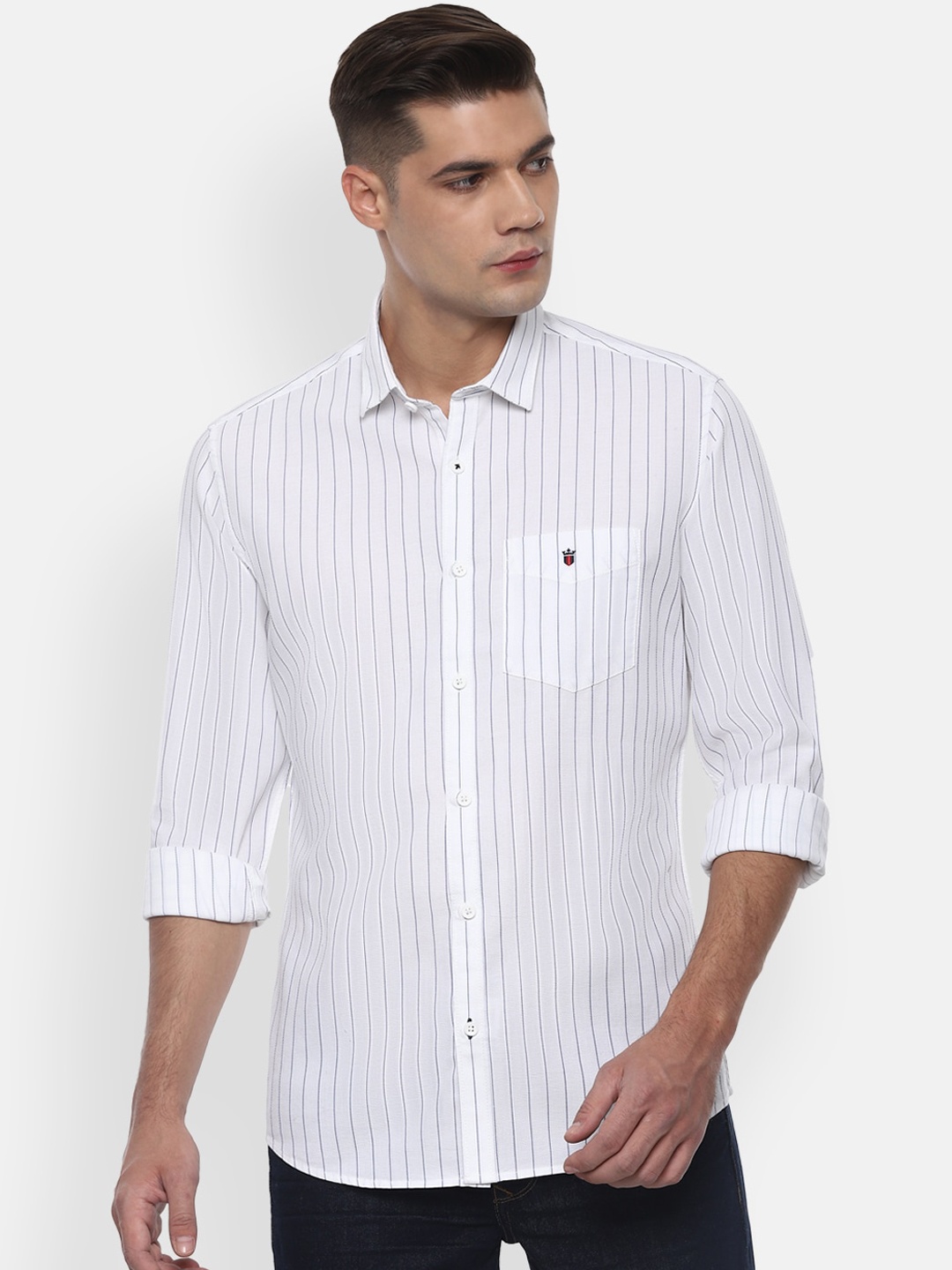 

Louis Philippe Sport Men White Slim Fit Striped Cotton Casual Shirt