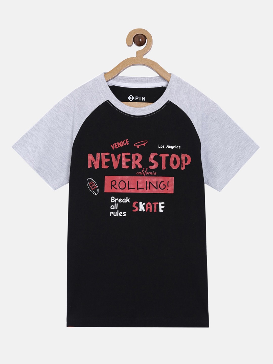 

3PIN Boys Black Printed Round Neck T-shirt