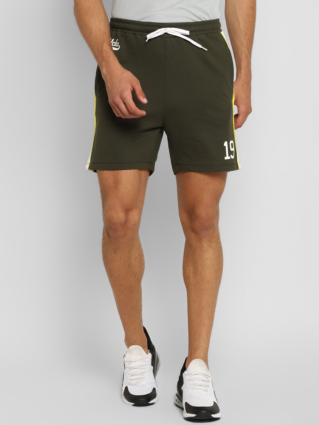 

UCLA Men Olive Green Colourblocked Regular Fit Sports Shorts